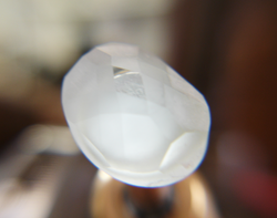 Photo showing more facets on the stone.
