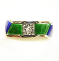 A top view of the finished ring.