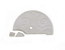 Platinum and diamond pin with a swan and a quartz background which looks like clouds.