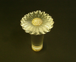 I have now set the diamond dome in the top which is in the middle of the petals, and also placed the gold collar onto the bottom of the piece at the bottom of the stem.